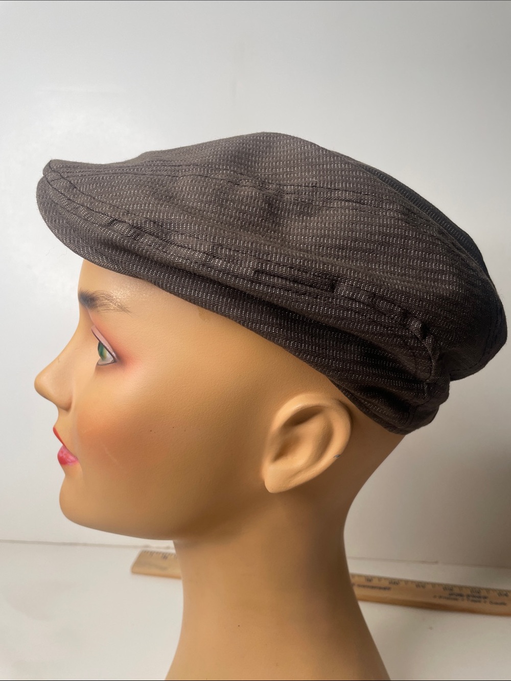 Manhattan hat company flat cap, ivy, driving or cabbie cap in brown, OS